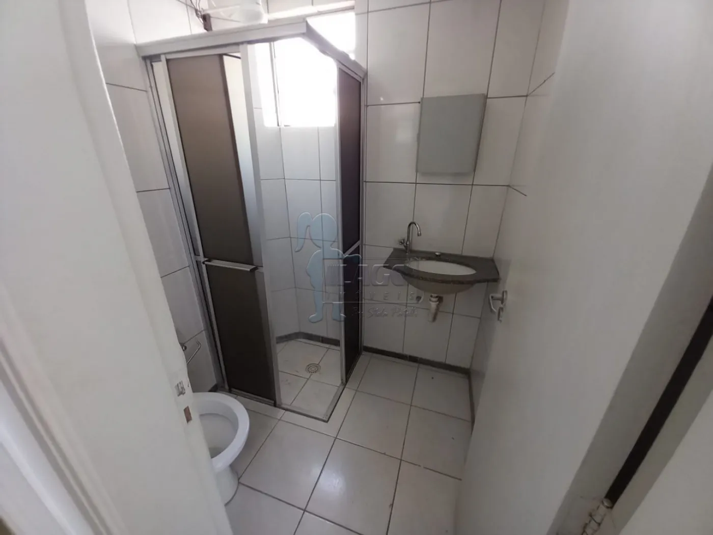 Alugar Apartamentos / Padrão em Ribeirão Preto R$ 1.000,00 - Foto 11