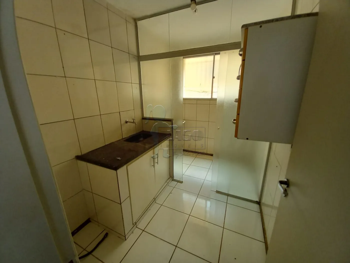 Alugar Apartamentos / Padrão em Ribeirão Preto R$ 1.000,00 - Foto 5