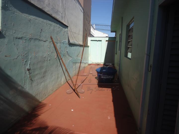 Alugar Casas / Padrão em Ribeirão Preto R$ 1.300,00 - Foto 15