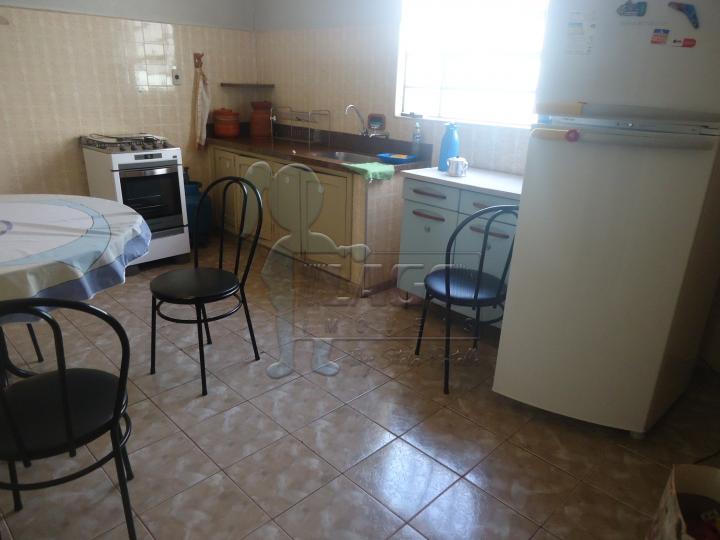 Alugar Casas / Padrão em Ribeirão Preto R$ 1.300,00 - Foto 9