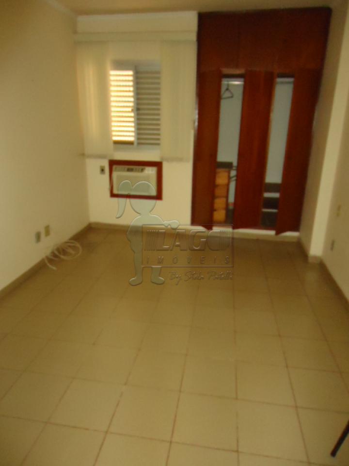 Alugar Apartamentos / Padrão em Ribeirão Preto R$ 1.200,00 - Foto 5