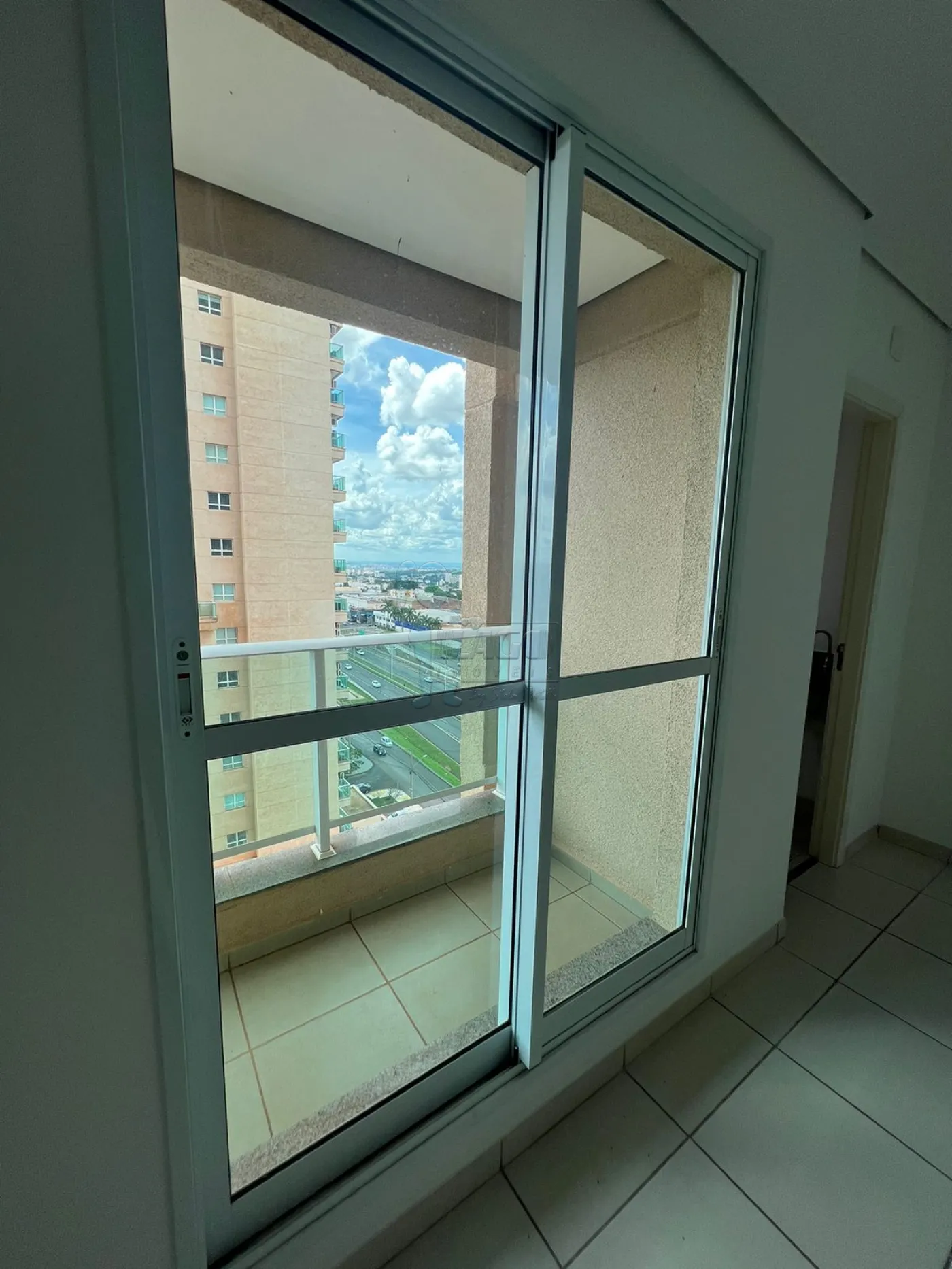 Alugar Comercial / Sala Comercial em Ribeirão Preto R$ 1.460,00 - Foto 5