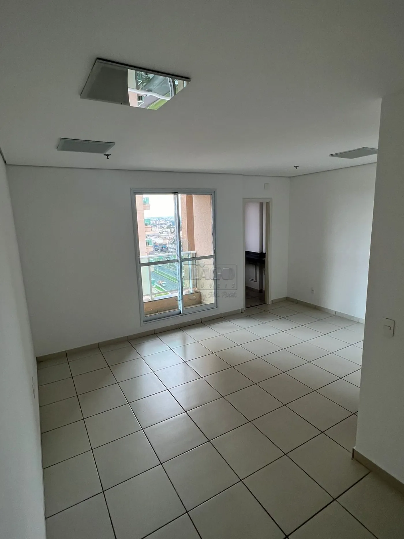 Alugar Comercial / Sala Comercial em Ribeirão Preto R$ 1.460,00 - Foto 1