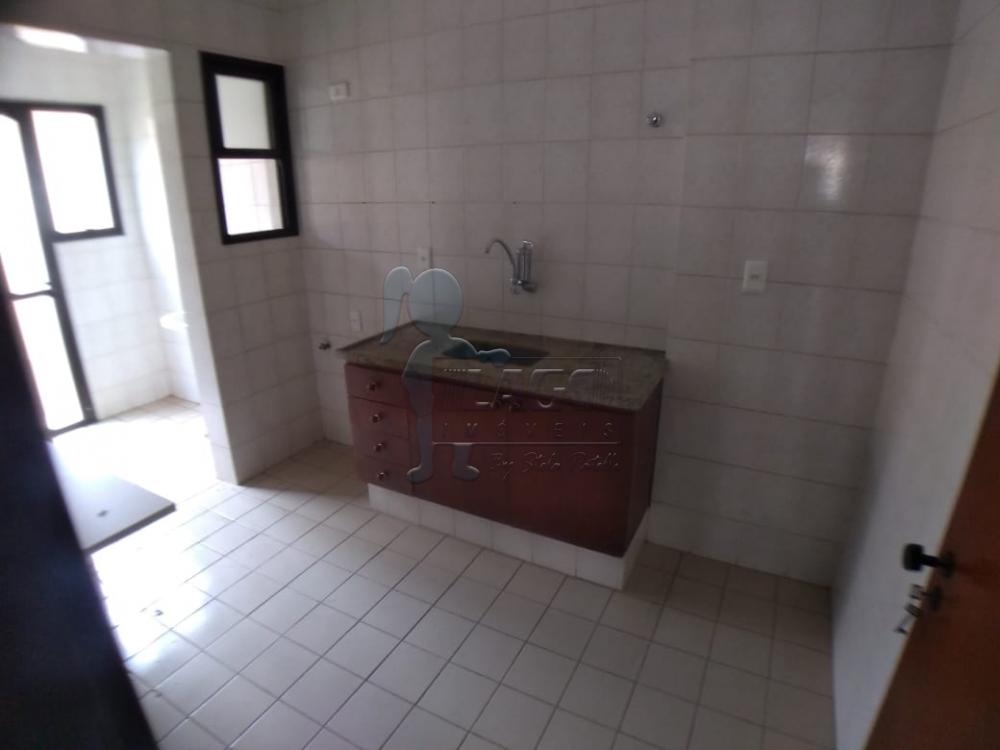 Alugar Apartamentos / Padrão em Ribeirão Preto R$ 1.200,00 - Foto 2