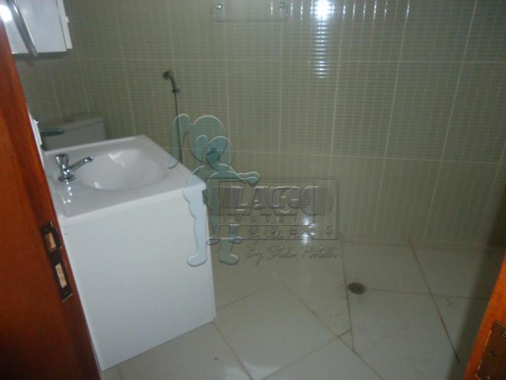 Alugar Casas / Padrão em Ribeirão Preto R$ 950,00 - Foto 19