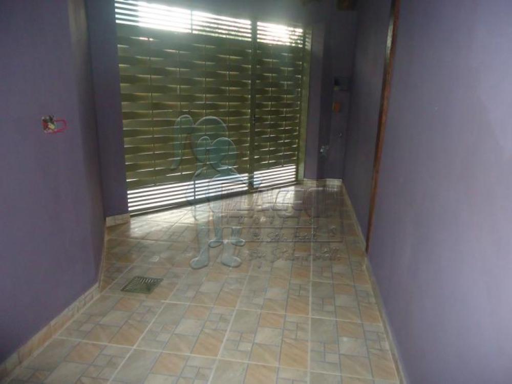 Alugar Casas / Padrão em Ribeirão Preto R$ 950,00 - Foto 15