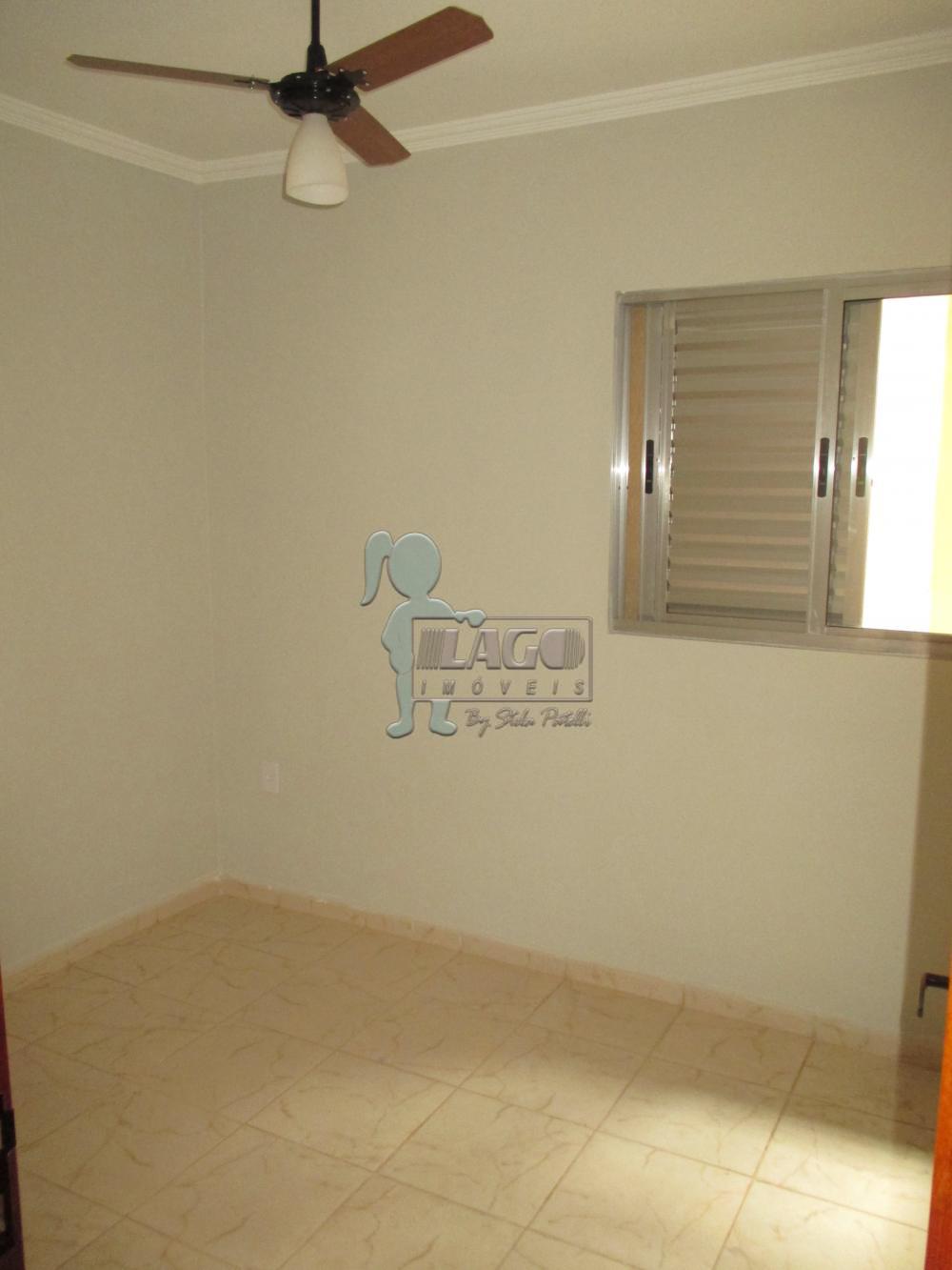 Alugar Casas / Padrão em Ribeirão Preto R$ 950,00 - Foto 25