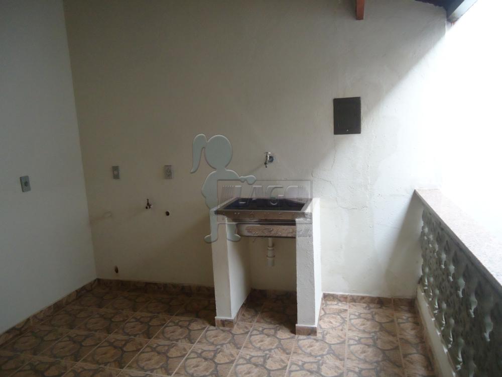 Alugar Casas / Padrão em Ribeirão Preto R$ 1.000,00 - Foto 16