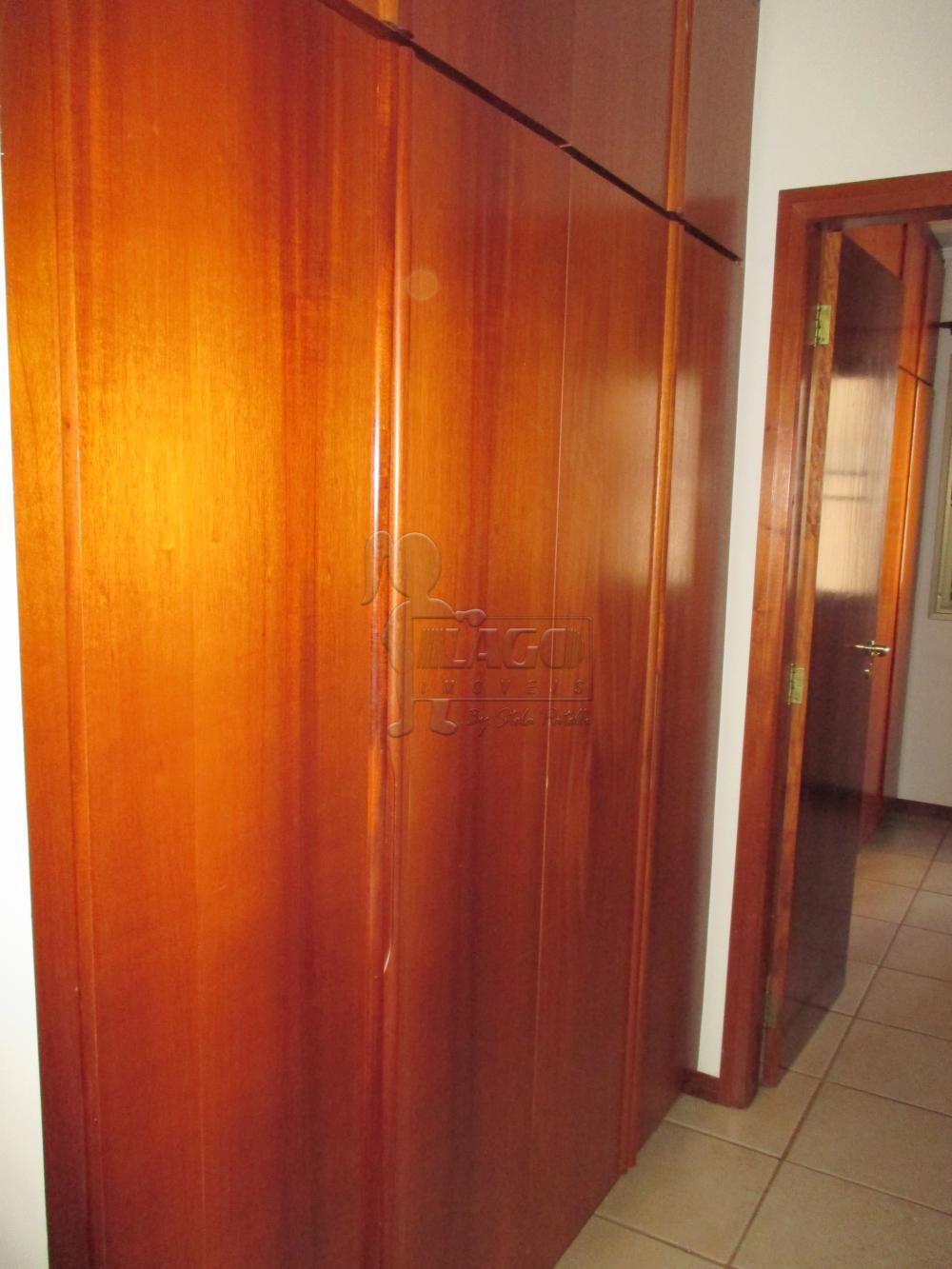 Alugar Apartamentos / Padrão em Ribeirão Preto R$ 1.950,00 - Foto 7