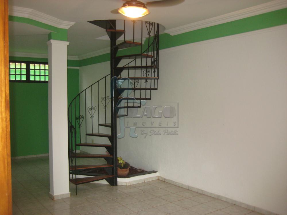Alugar Casas / Padrão em Ribeirão Preto R$ 2.500,00 - Foto 2
