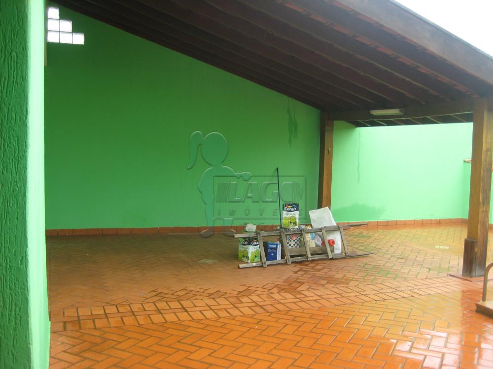 Alugar Casas / Padrão em Ribeirão Preto R$ 2.500,00 - Foto 1