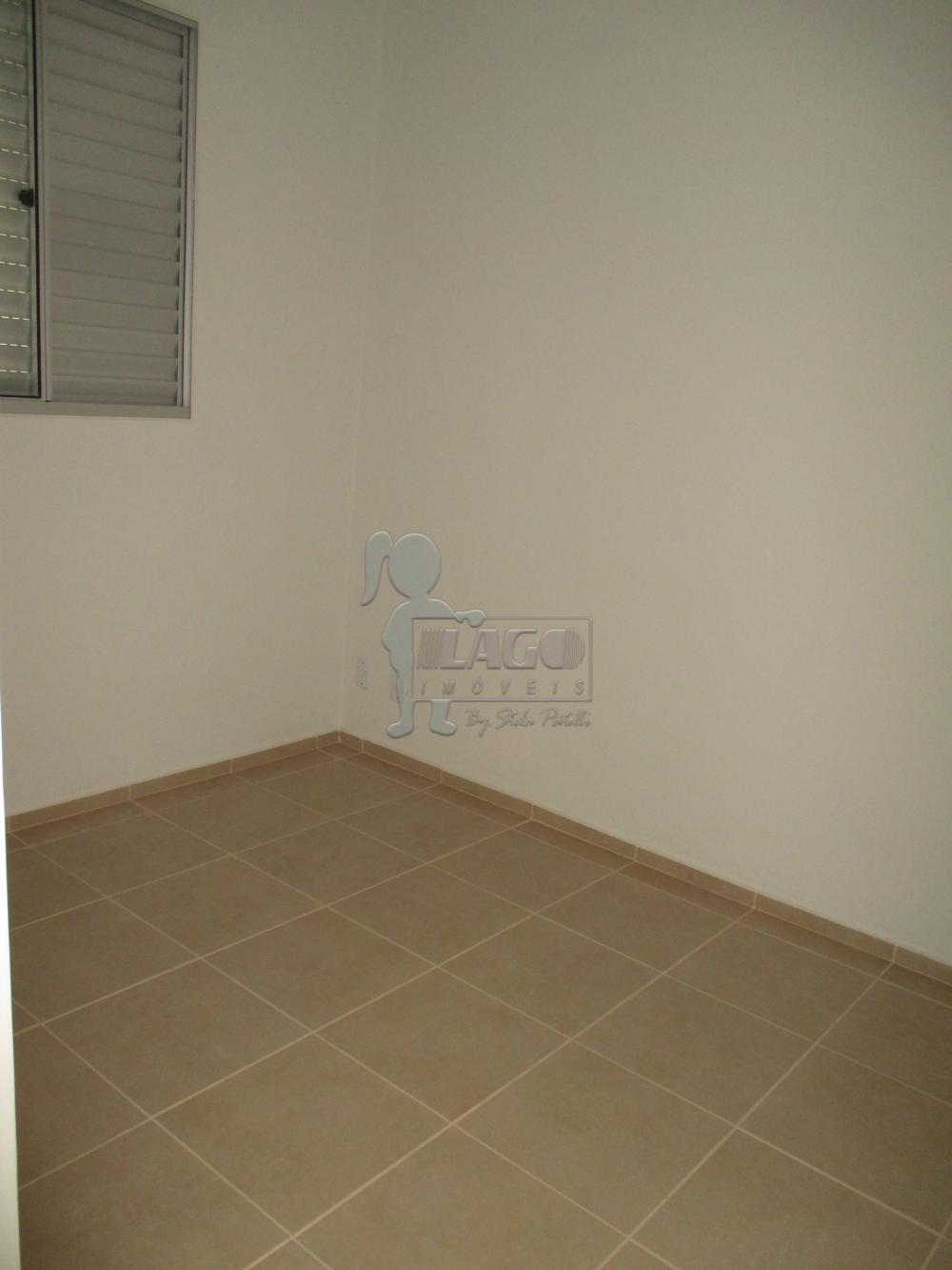 Alugar Apartamentos / Padrão em Ribeirão Preto R$ 600,00 - Foto 2