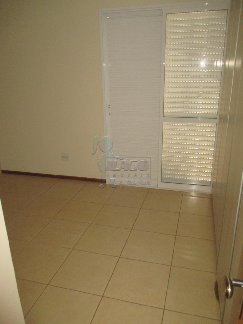 Alugar Apartamentos / Padrão em Ribeirão Preto R$ 1.900,00 - Foto 3