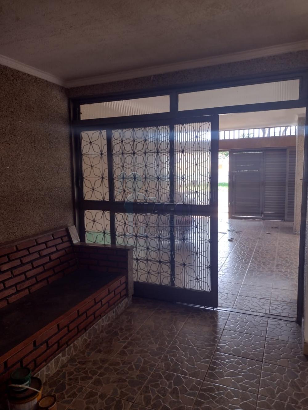 Alugar Casas / Padrão em Ribeirão Preto R$ 1.600,00 - Foto 13