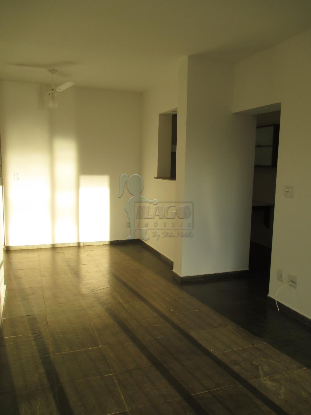 Alugar Apartamentos / Padrão em Ribeirão Preto R$ 800,00 - Foto 1