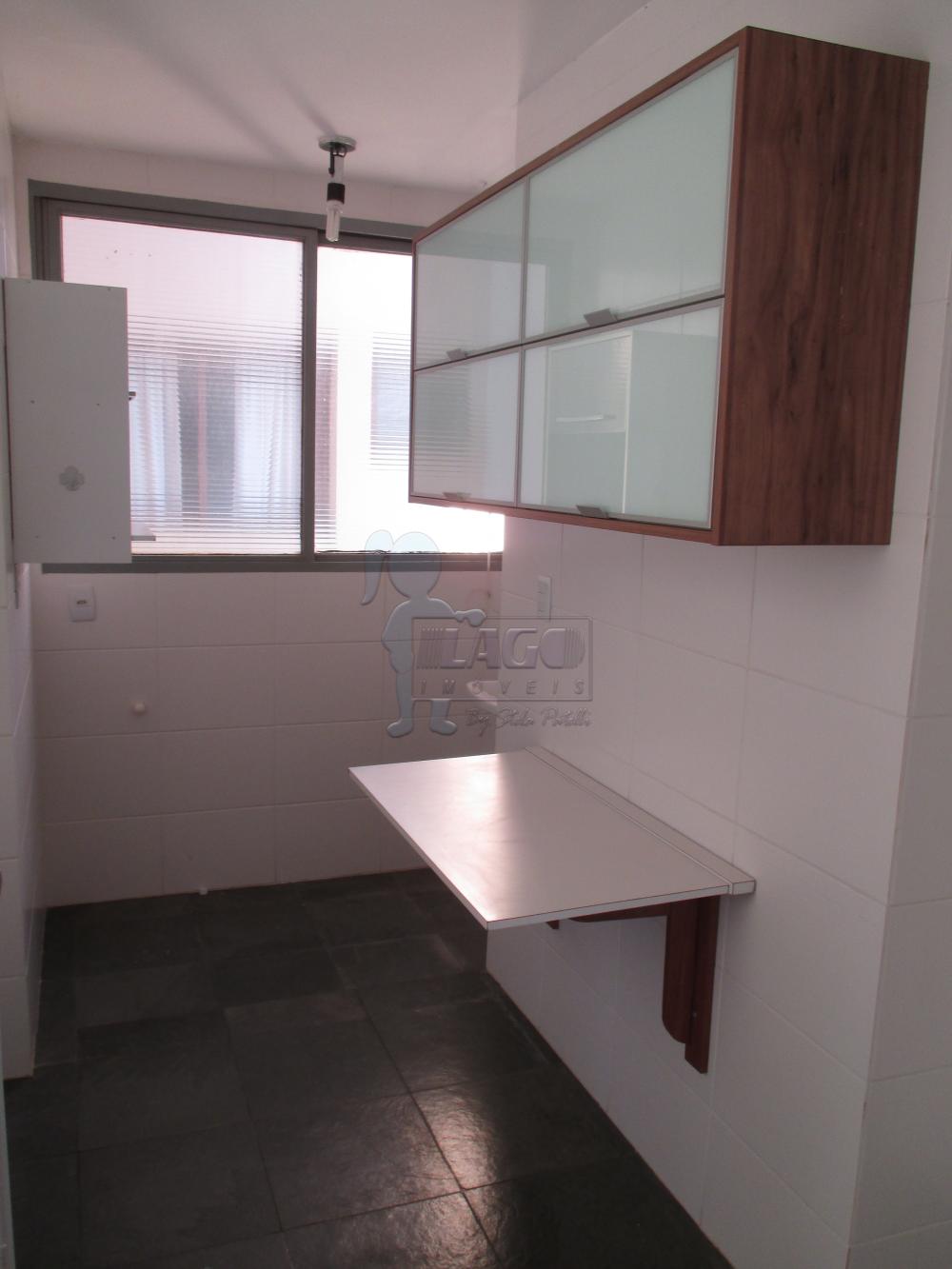 Alugar Apartamentos / Padrão em Ribeirão Preto R$ 800,00 - Foto 4