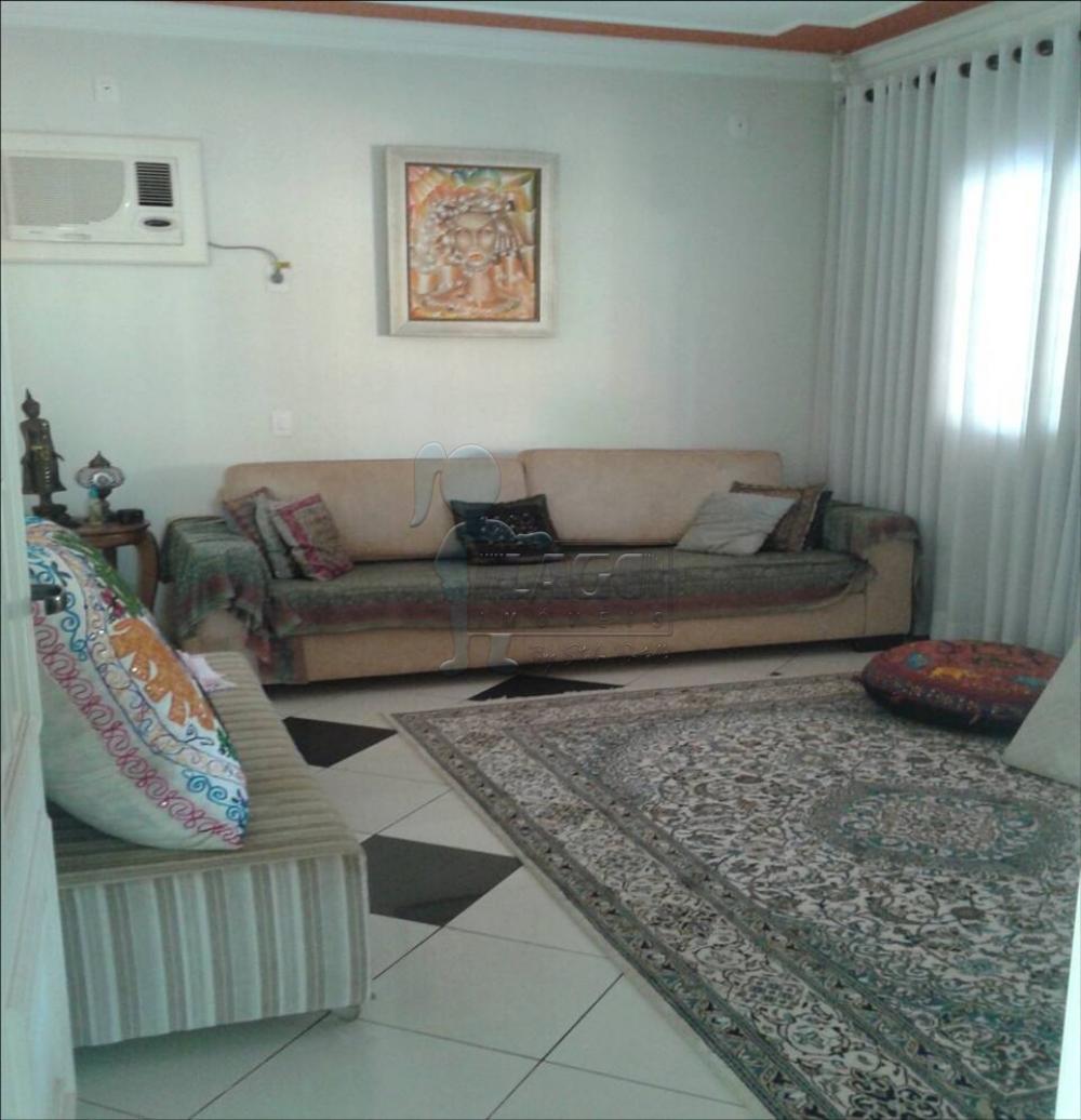 Comprar Casas / Padrão em Ribeirão Preto - Foto 4