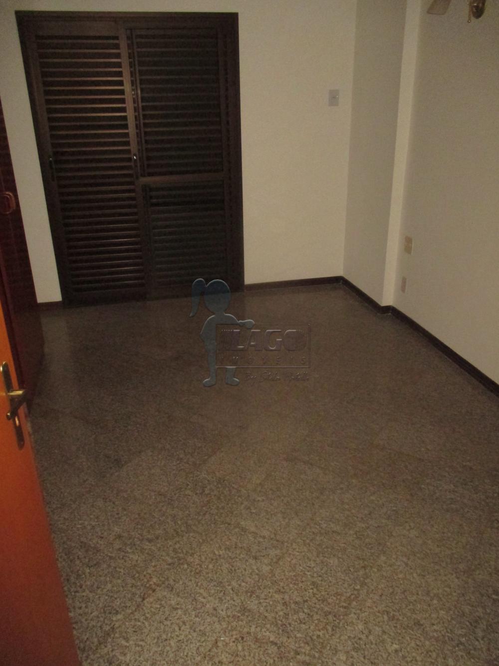 Alugar Apartamentos / Padrão em Ribeirão Preto R$ 1.400,00 - Foto 4