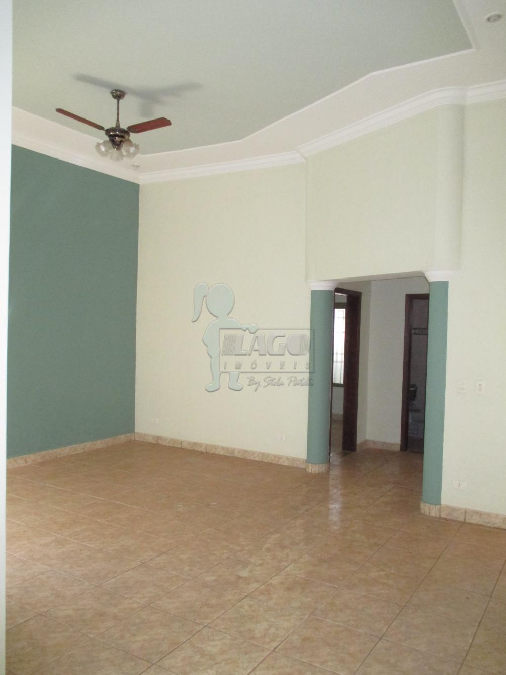 Alugar Casas / Padrão em Ribeirão Preto R$ 2.200,00 - Foto 3