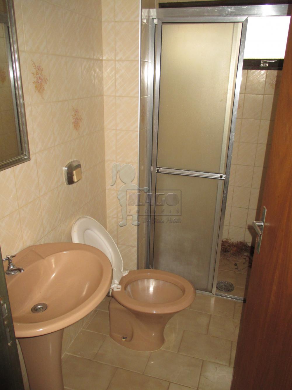 Alugar Apartamentos / Padrão em Ribeirão Preto R$ 750,00 - Foto 9