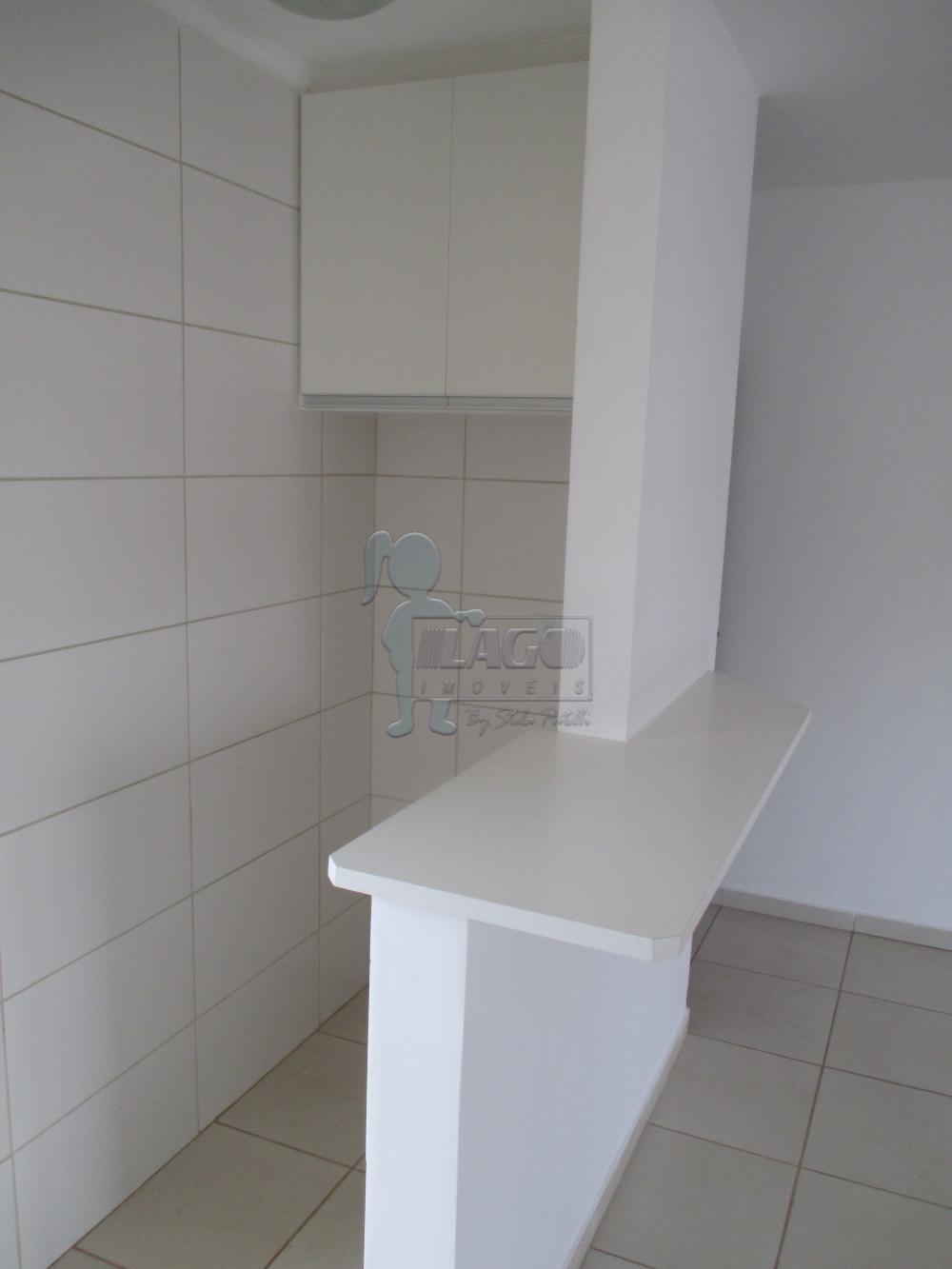 Alugar Apartamentos / Padrão em Ribeirão Preto R$ 900,00 - Foto 3