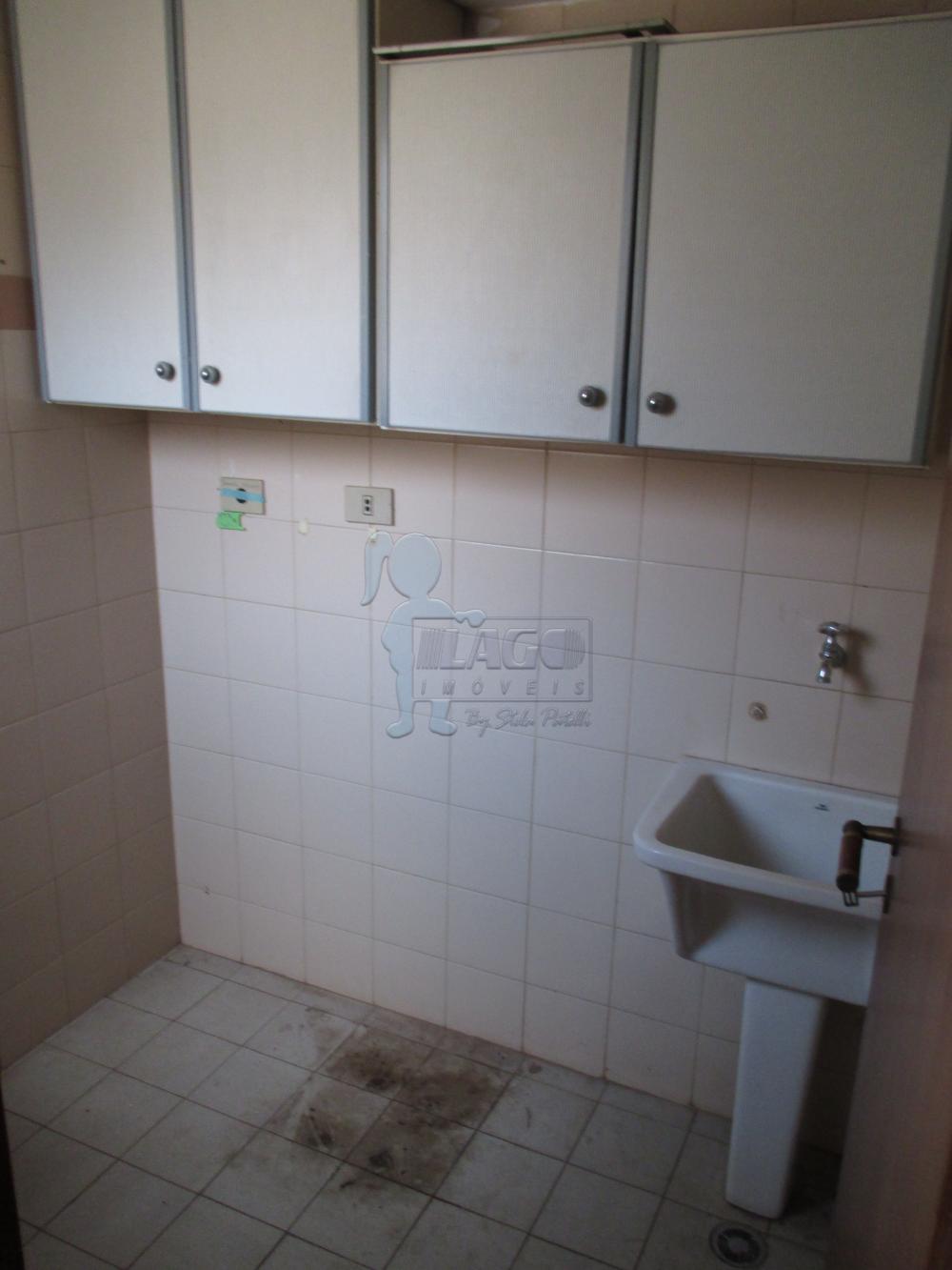 Alugar Apartamentos / Padrão em Ribeirão Preto R$ 700,00 - Foto 3