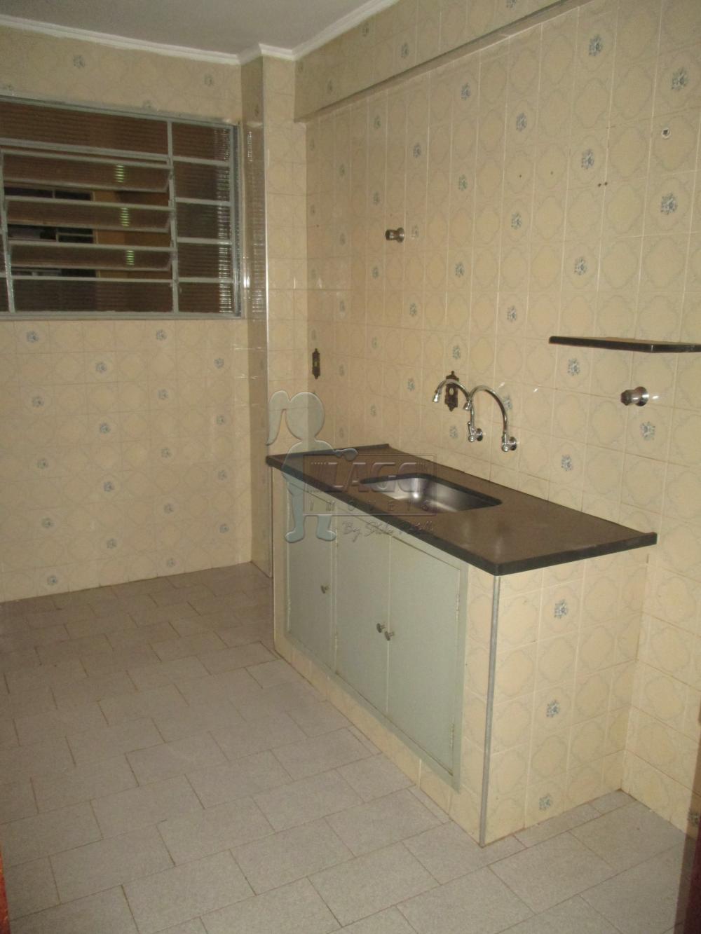 Alugar Apartamentos / Padrão em Ribeirão Preto R$ 760,00 - Foto 3
