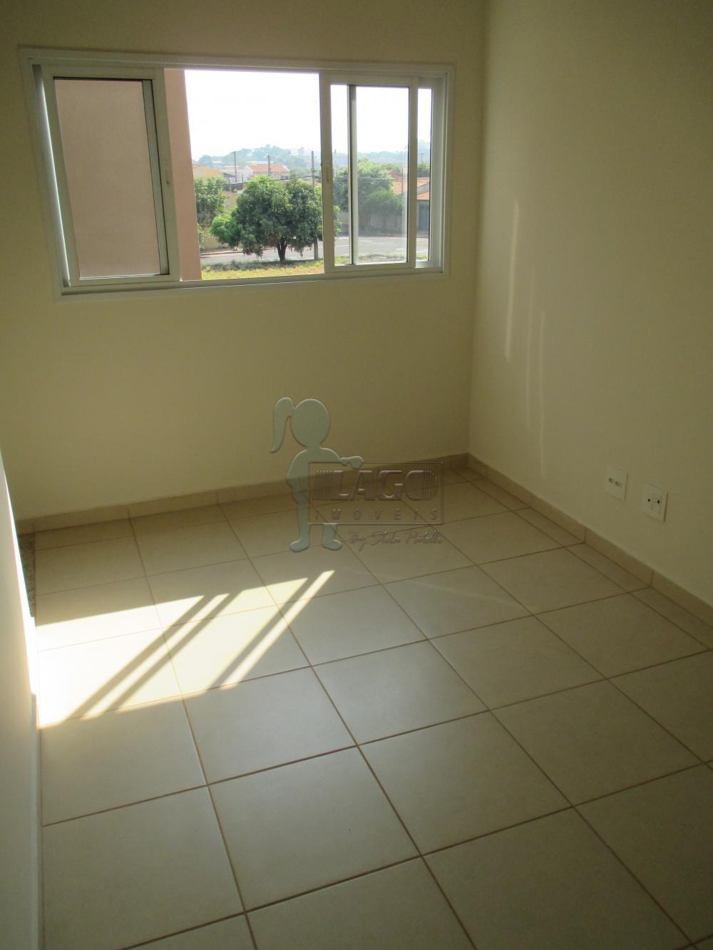 Alugar Apartamentos / Padrão em Ribeirão Preto R$ 1.300,00 - Foto 2