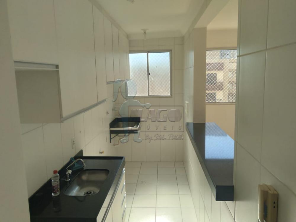 Alugar Apartamentos / Padrão em Ribeirão Preto R$ 1.300,00 - Foto 3