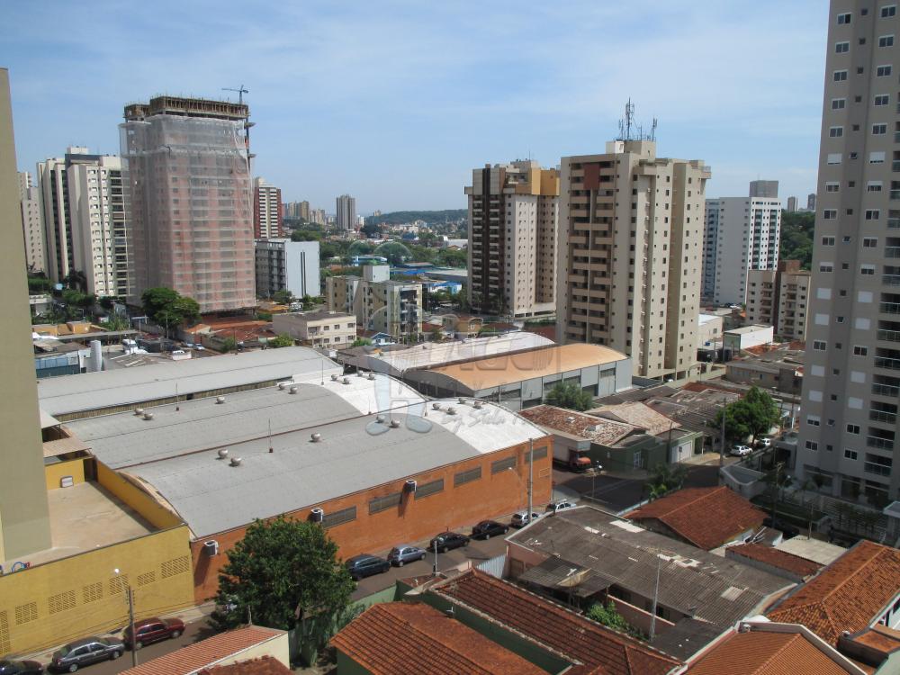 Alugar Apartamentos / Padrão em Ribeirão Preto R$ 1.700,00 - Foto 4