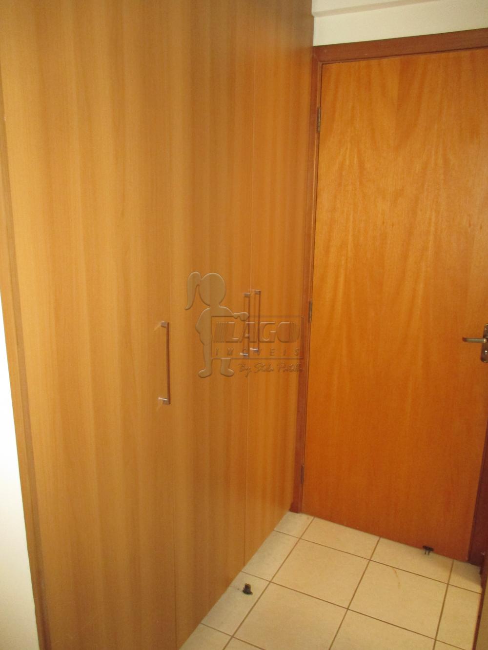 Alugar Apartamentos / Padrão em Ribeirão Preto R$ 1.200,00 - Foto 14