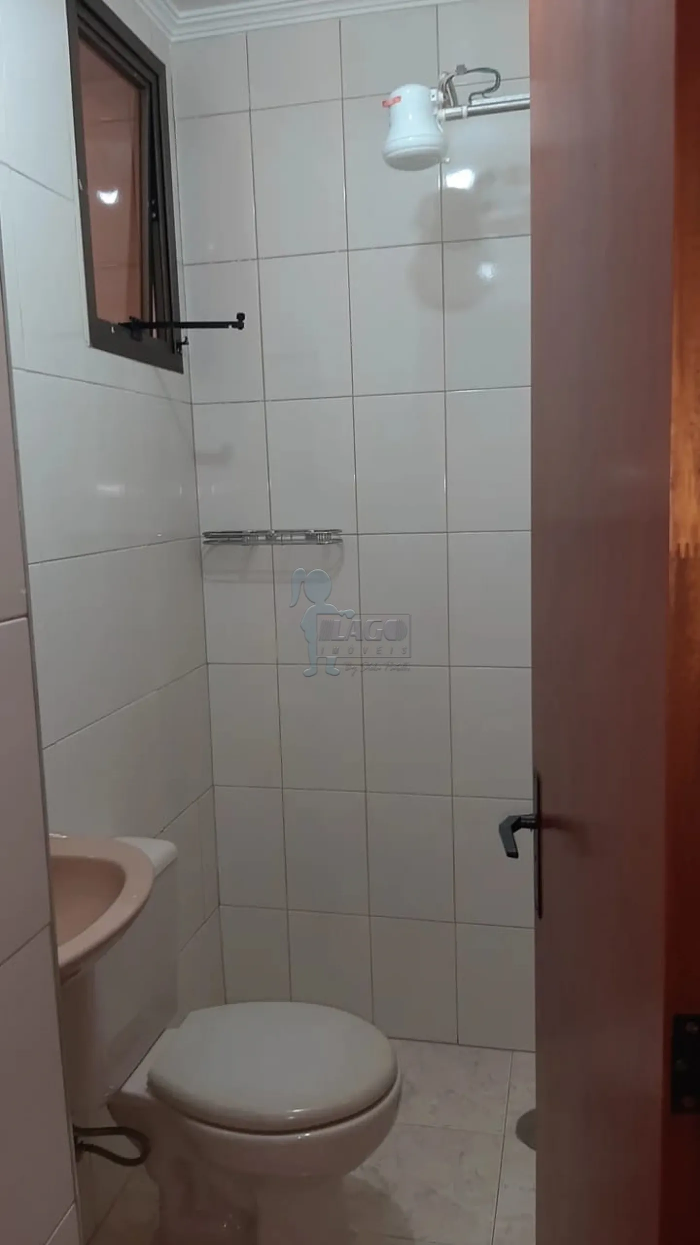 Alugar Apartamentos / Padrão em Ribeirão Preto R$ 1.200,00 - Foto 2