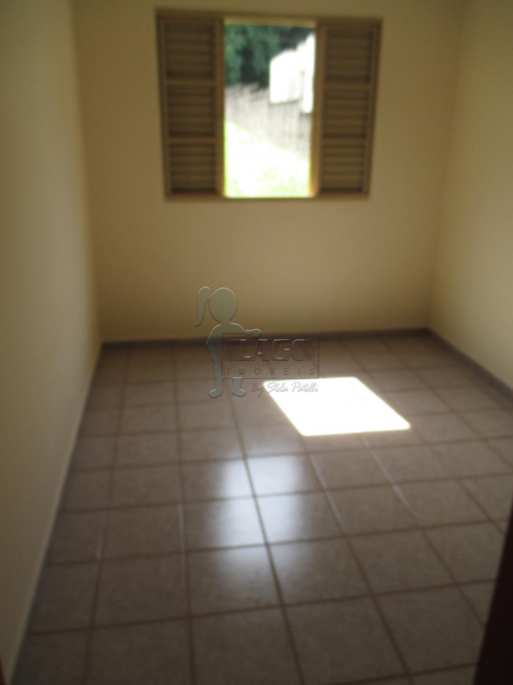 Alugar Apartamentos / Padrão em Ribeirão Preto R$ 600,00 - Foto 2