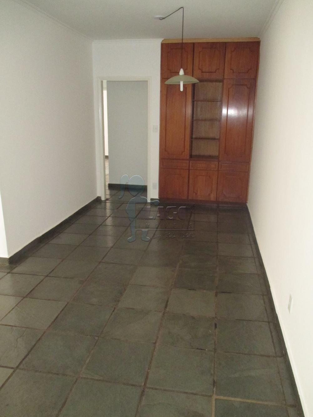 Alugar Apartamentos / Padrão em Ribeirão Preto R$ 1.100,00 - Foto 2