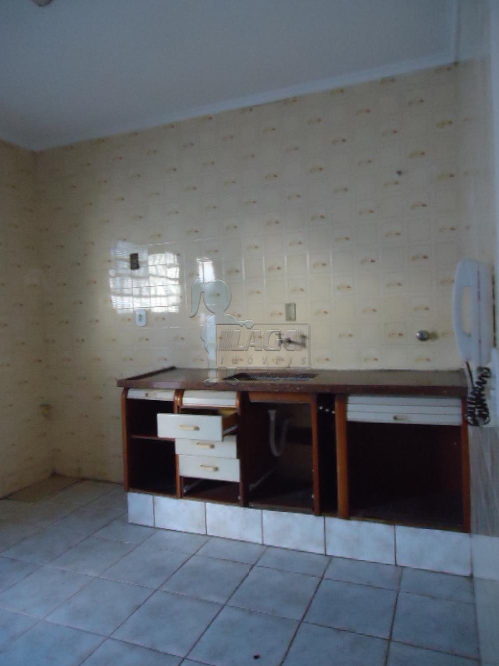 Alugar Casas / Padrão em Ribeirão Preto R$ 1.600,00 - Foto 6