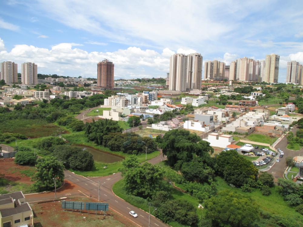 Alugar Apartamentos / Padrão em Ribeirão Preto R$ 1.650,00 - Foto 3