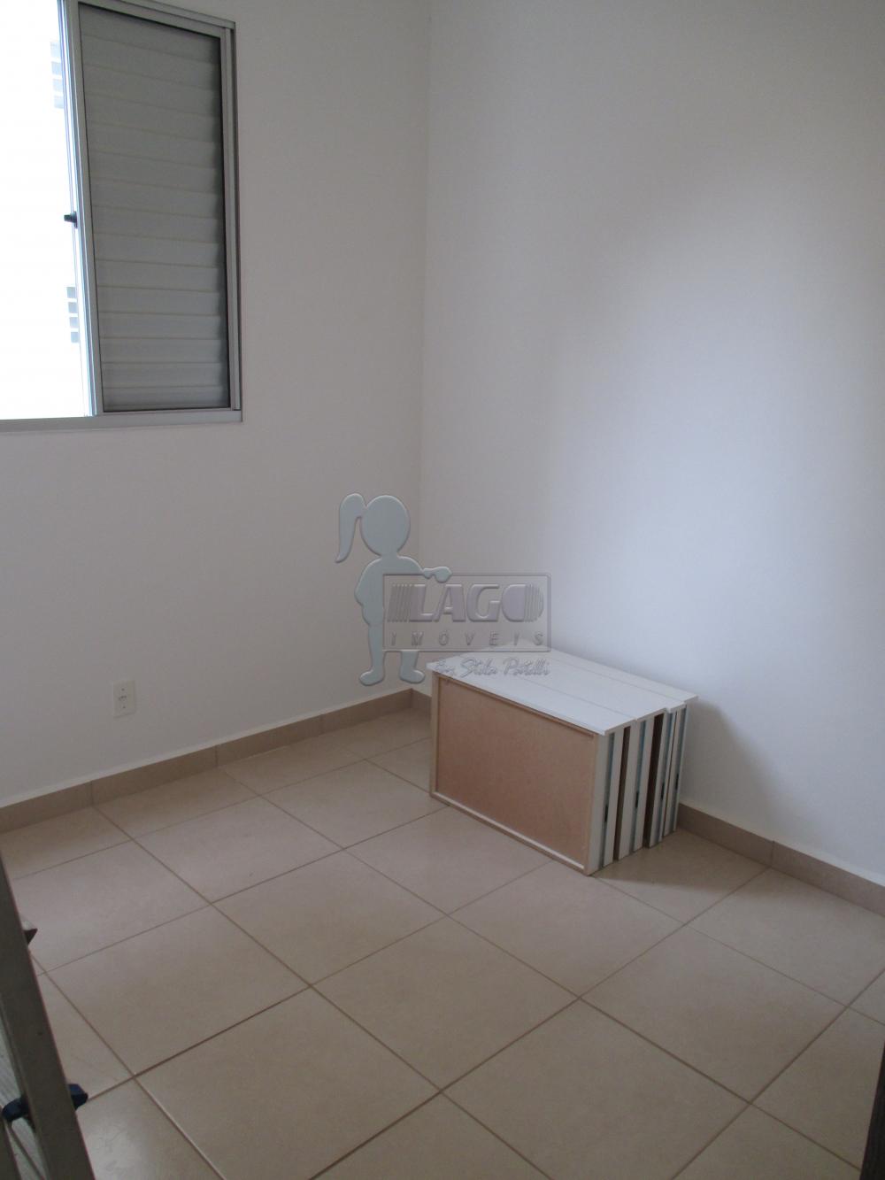 Alugar Apartamentos / Padrão em Ribeirão Preto R$ 700,00 - Foto 2