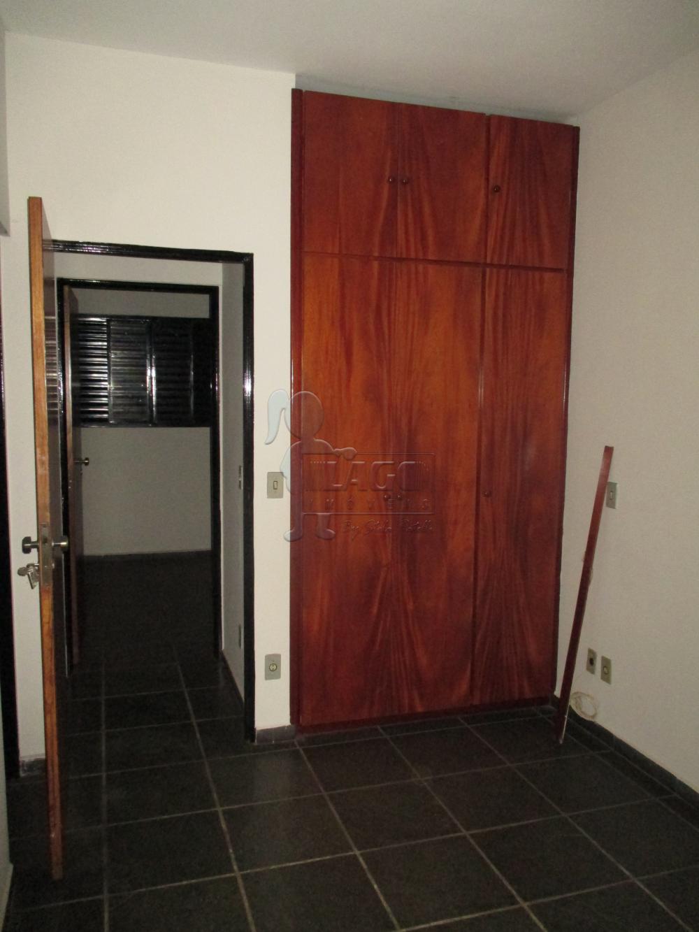 Alugar Apartamentos / Padrão em Ribeirão Preto R$ 1.400,00 - Foto 5