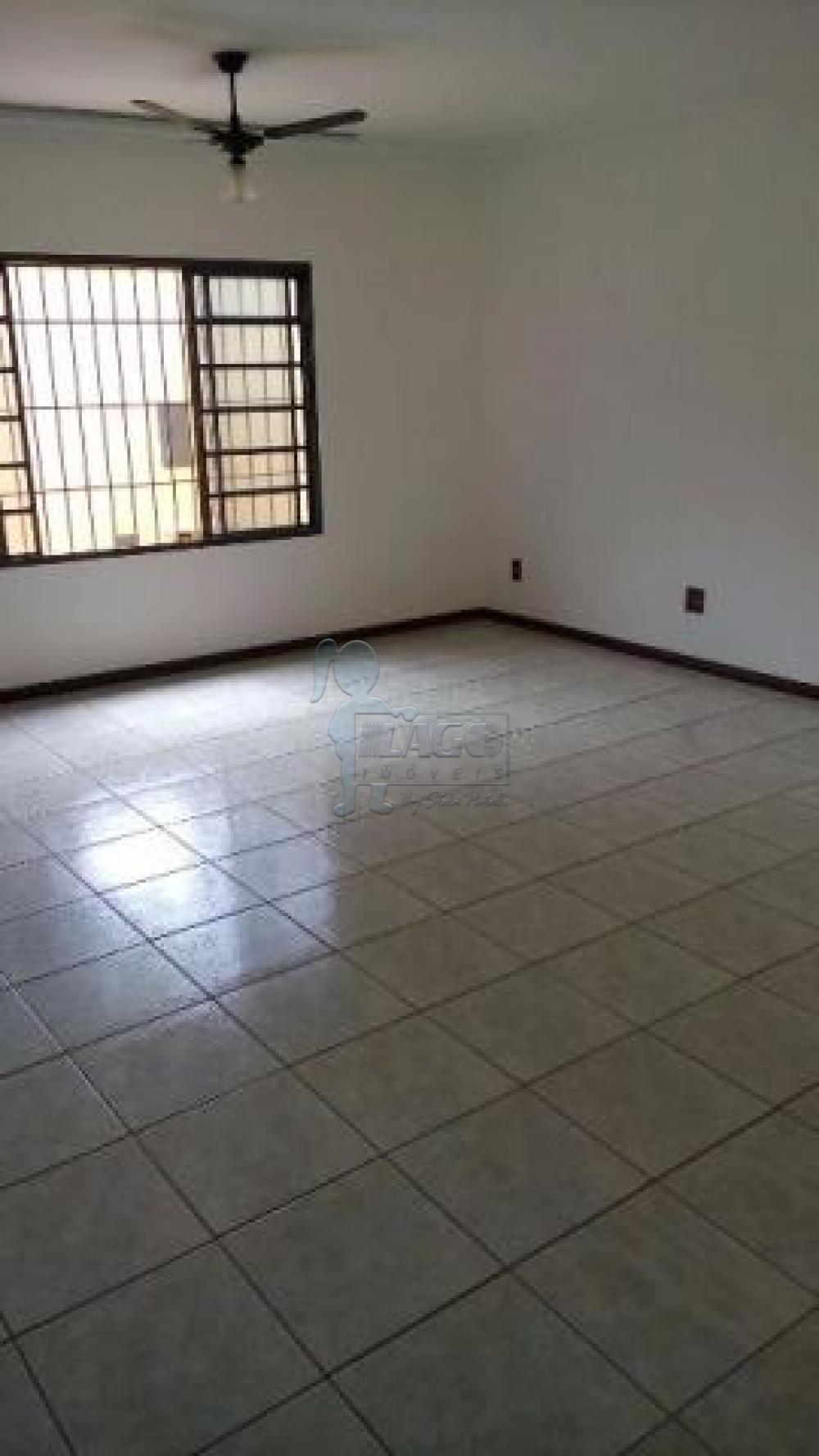 Alugar Casas / Padrão em Ribeirão Preto R$ 1.300,00 - Foto 3