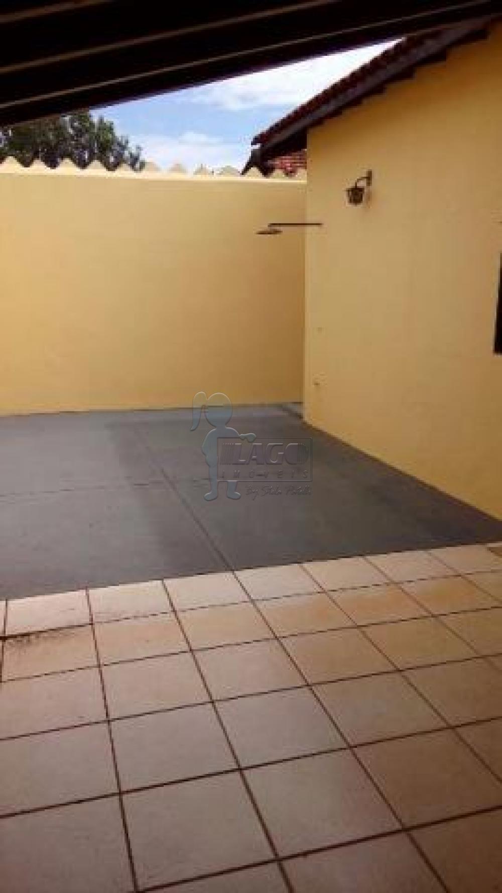 Alugar Casas / Padrão em Ribeirão Preto R$ 1.300,00 - Foto 13