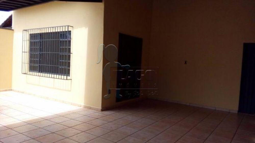 Alugar Casas / Padrão em Ribeirão Preto R$ 1.300,00 - Foto 1