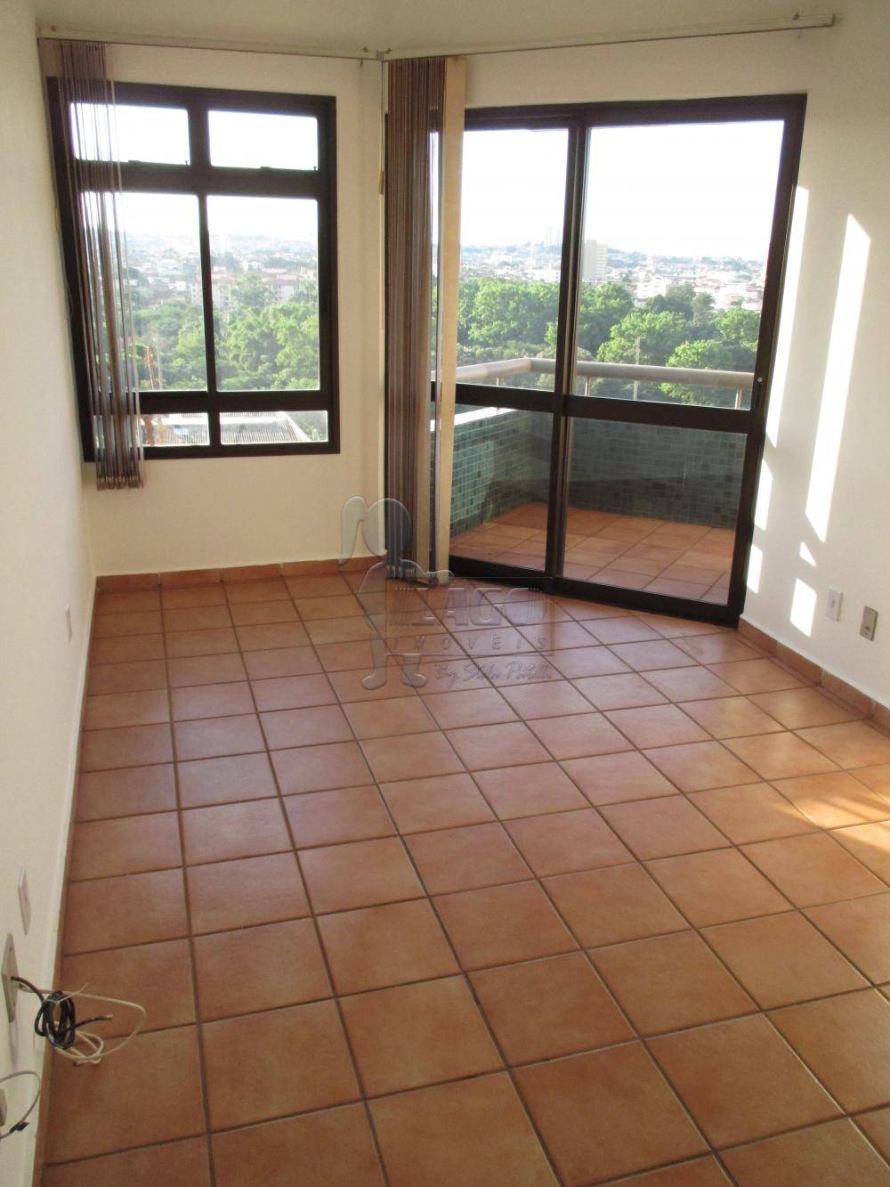 Alugar Apartamentos / Padrão em Ribeirão Preto R$ 450,00 - Foto 1