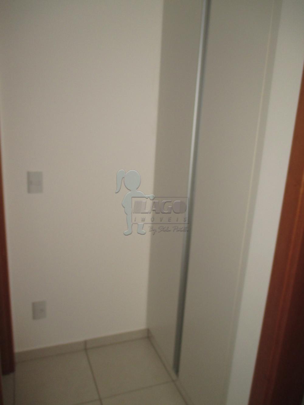 Alugar Apartamentos / Padrão em Ribeirão Preto R$ 1.800,00 - Foto 9