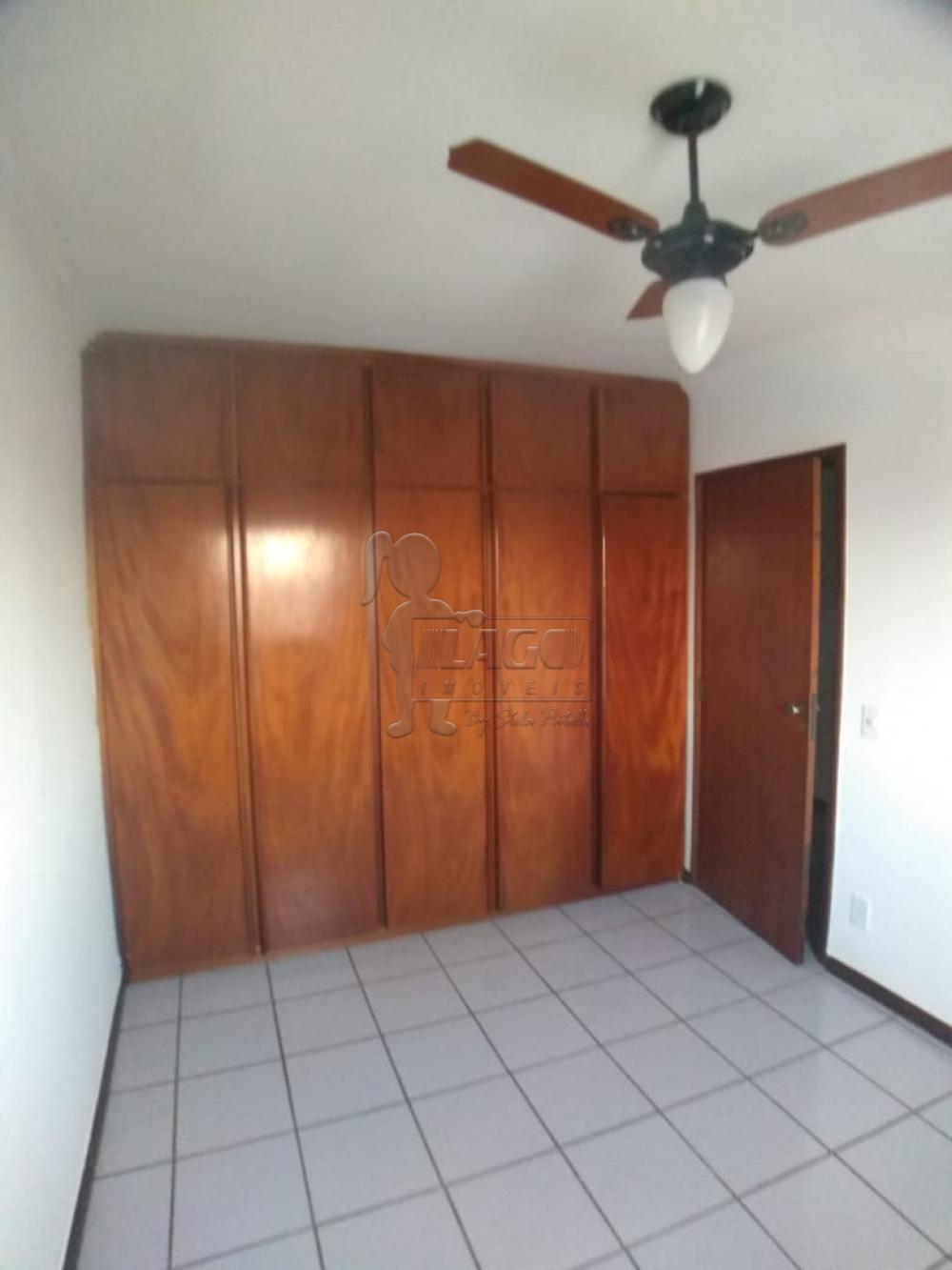 Alugar Apartamentos / Padrão em Ribeirão Preto R$ 1.600,00 - Foto 4