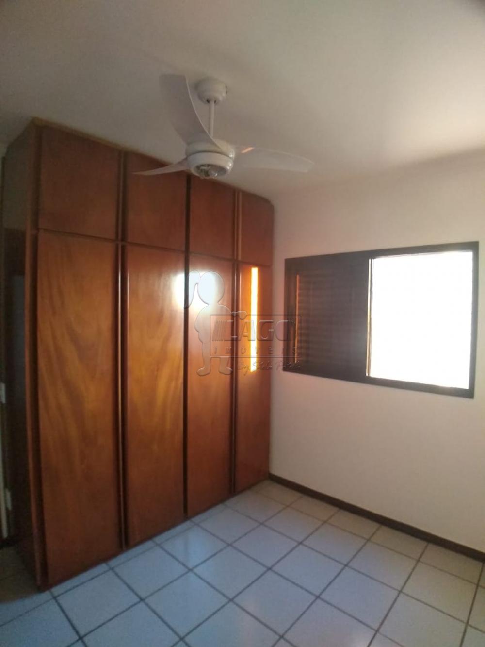 Alugar Apartamentos / Padrão em Ribeirão Preto R$ 1.600,00 - Foto 16