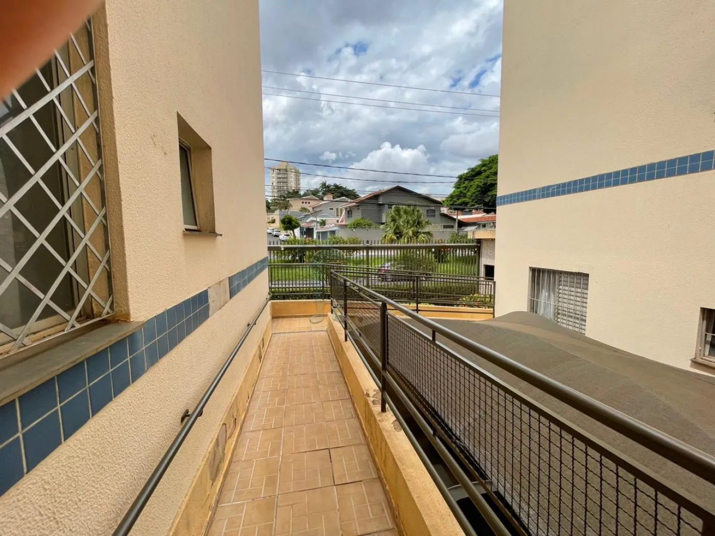 Alugar Apartamentos / Padrão em Ribeirão Preto R$ 680,00 - Foto 2