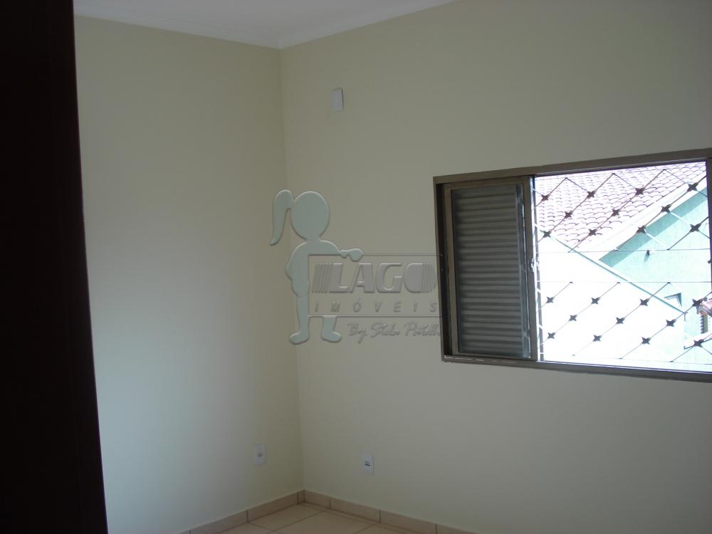 Alugar Apartamentos / Padrão em Ribeirão Preto R$ 800,00 - Foto 3