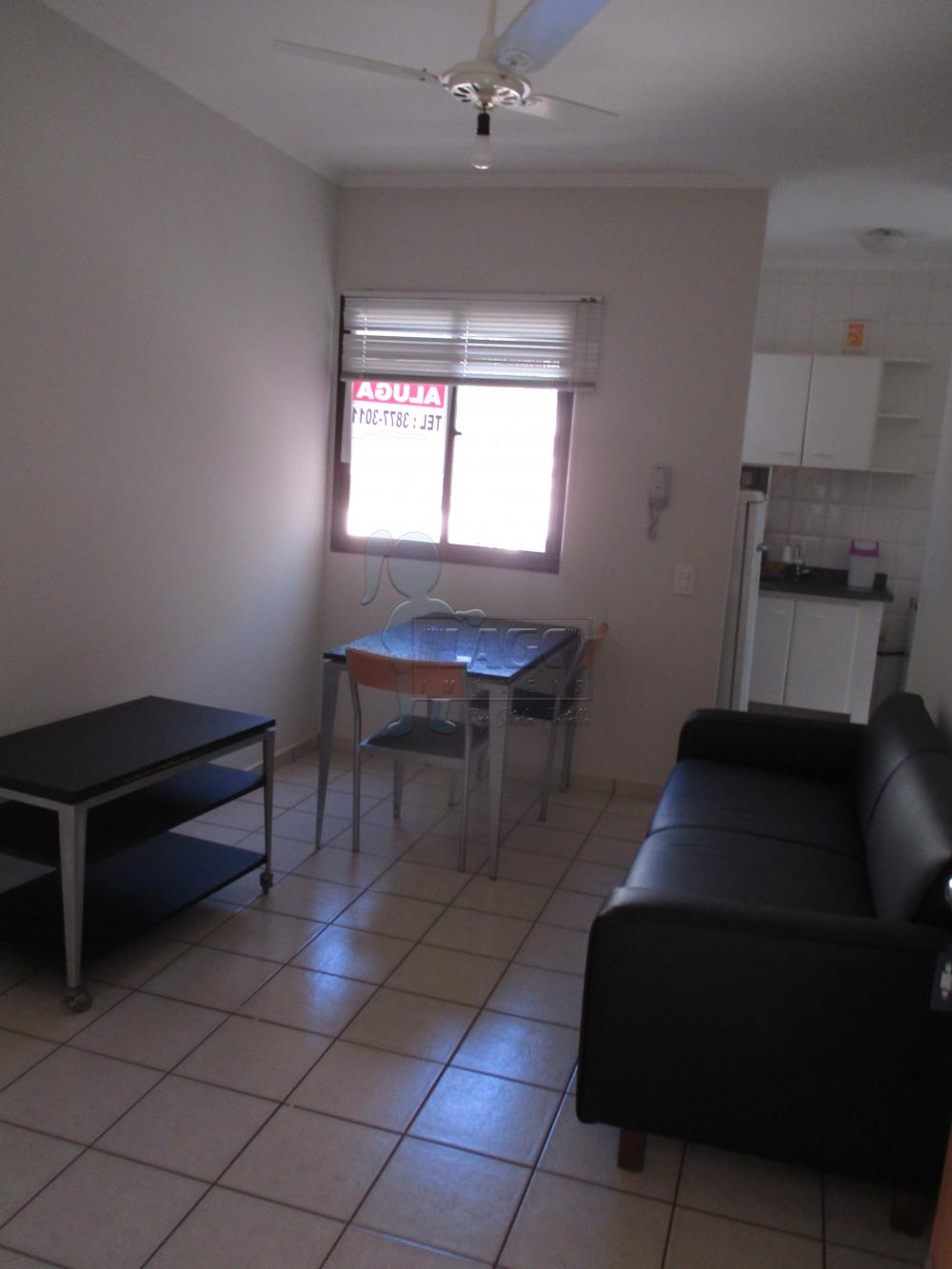 Alugar Apartamentos / Padrão em Ribeirão Preto R$ 850,00 - Foto 1