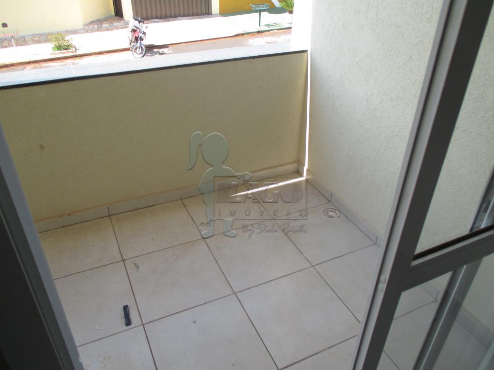 Alugar Apartamentos / Padrão em Ribeirão Preto R$ 1.200,00 - Foto 2