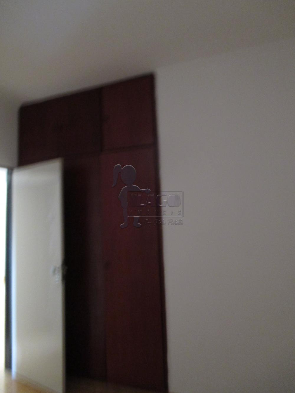 Alugar Apartamentos / Padrão em Ribeirão Preto R$ 850,00 - Foto 3